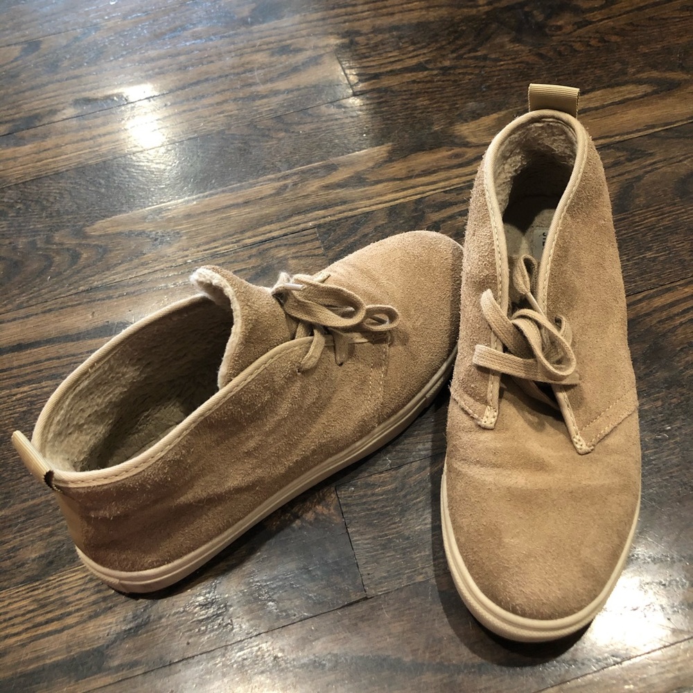 Steve Madden Suede with Sherpa inside Nude